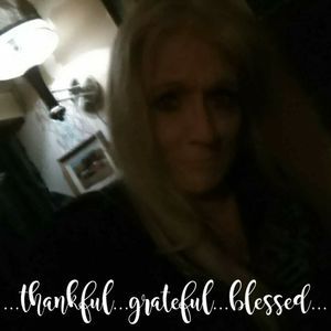 Meet your Posher, Johnine